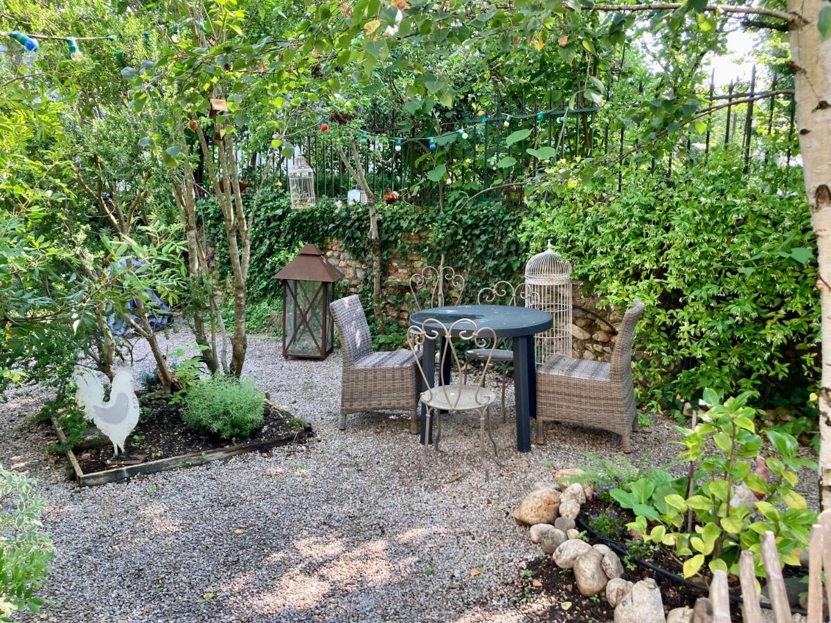 16 Bis-Gite-Hotel-Studio Marssac-sur-Tarn Exterior photo